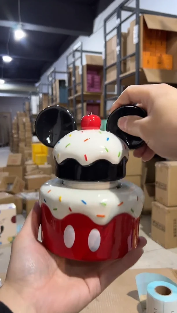 【闪购商品】杯原盒米奇蛋糕罐子