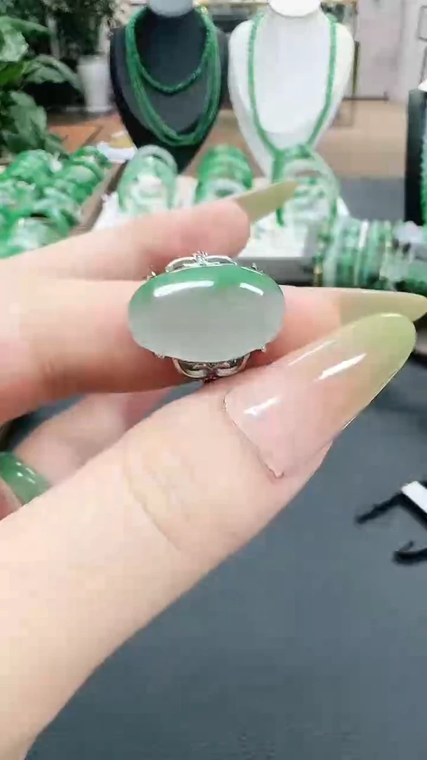 未镶嵌1石英质玉（非洲翠）/9496