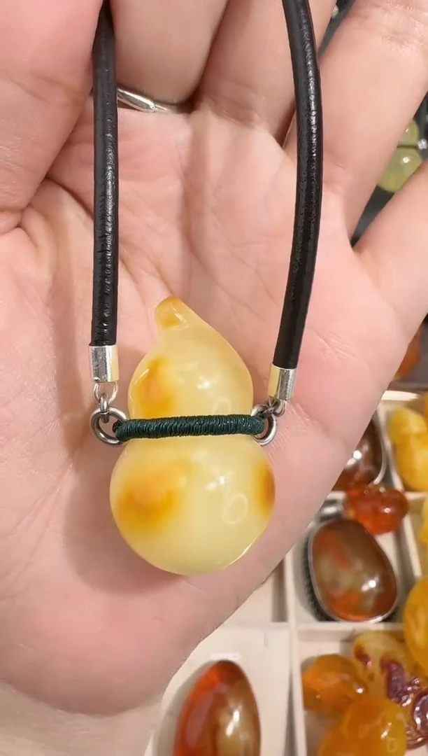 裸石琥珀未镶嵌琥珀