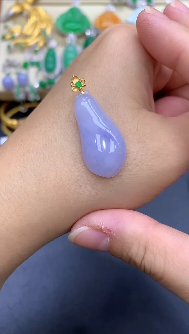 颈饰18K金镶嵌翡翠14-中国好珍宝