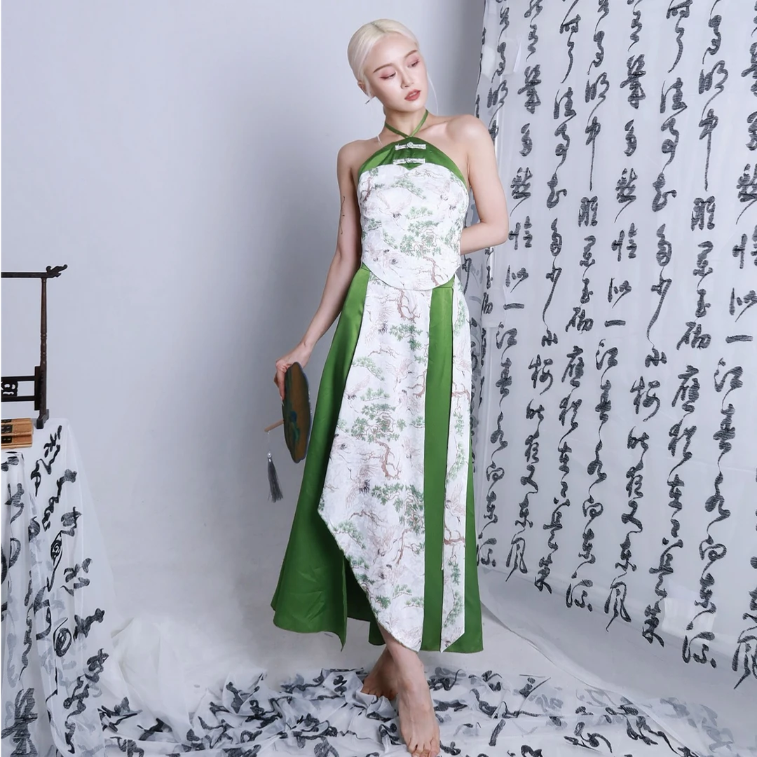 断码清肉+盖 【鹤仙儿】国风肚兜挂脖舞蹈演出套装