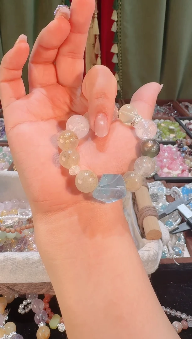 手串未镶嵌水晶手串