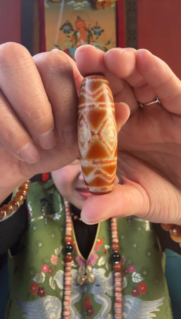 无非金属藏地红肉古珠