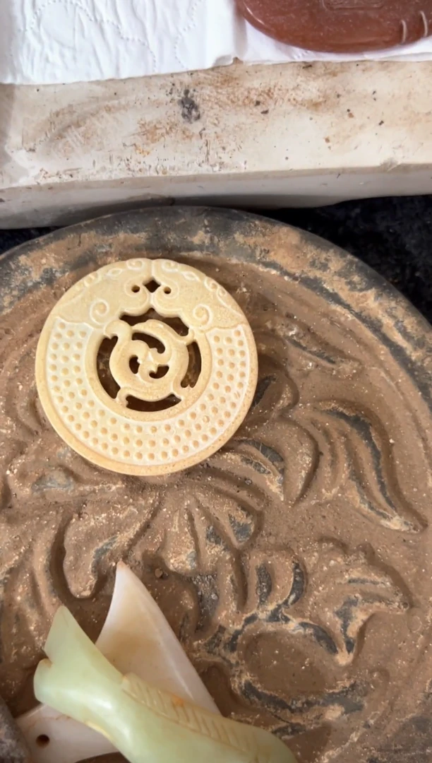 瓷片手绘，手绘，瓷器