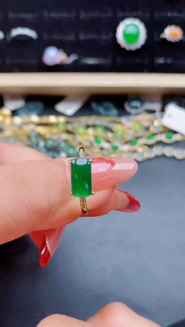 【闪购商品】翡翠戒指银S925镶嵌12121