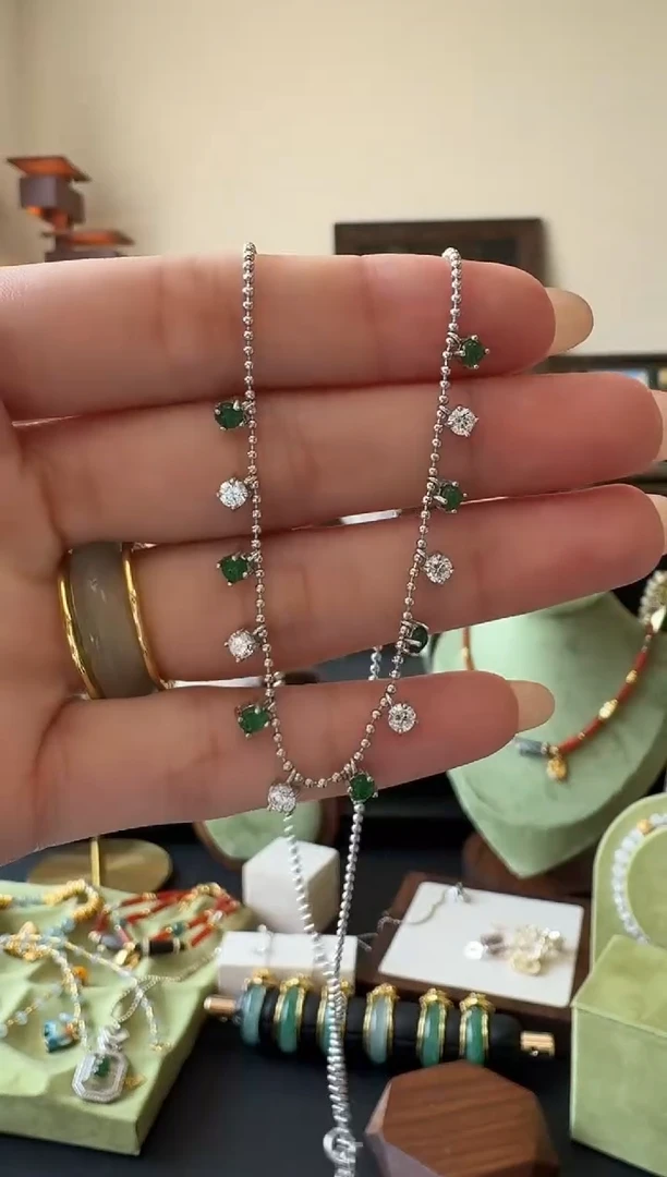 项链银S925镶嵌翡翠项链