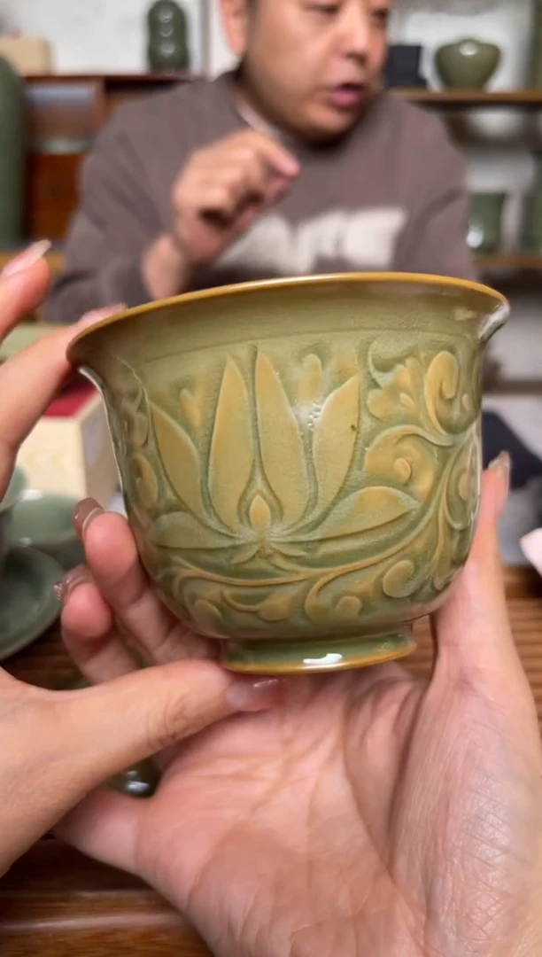 【闪购商品】其他17吴琼 纯手工橄榄绿两才盖碗 微瑕