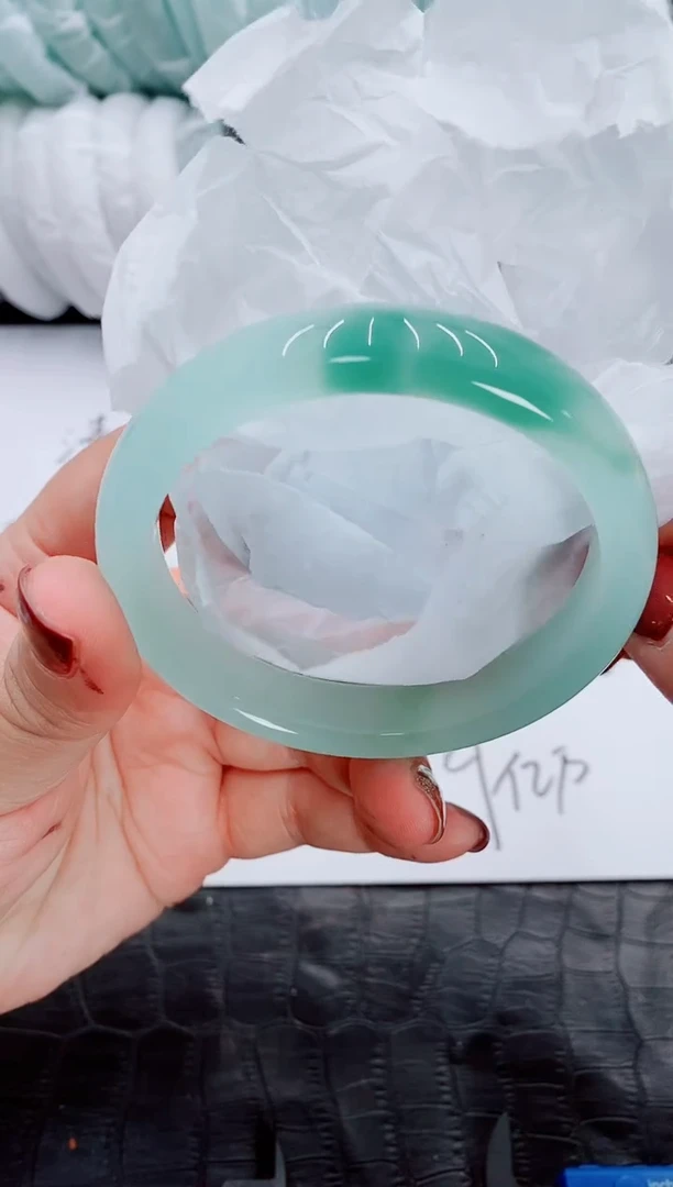 【闪购商品】石英质玉手镯未镶嵌S172-60-61