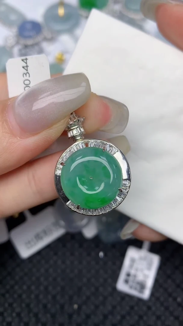 颈饰未镶嵌翡翠天然缅甸翡翠a货百元以上9元证书费自理