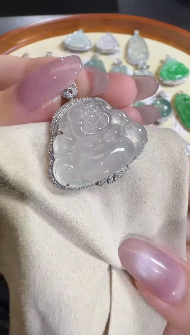 翡翠18K金镶嵌吊坠(不含链)【母亲节福利】钻石镶嵌