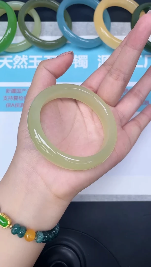 未镶嵌手镯石英质玉20/5657