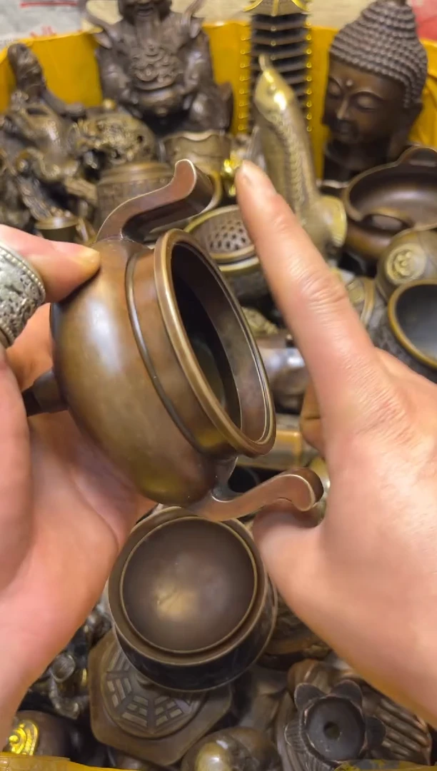 精美铜器，点击下单