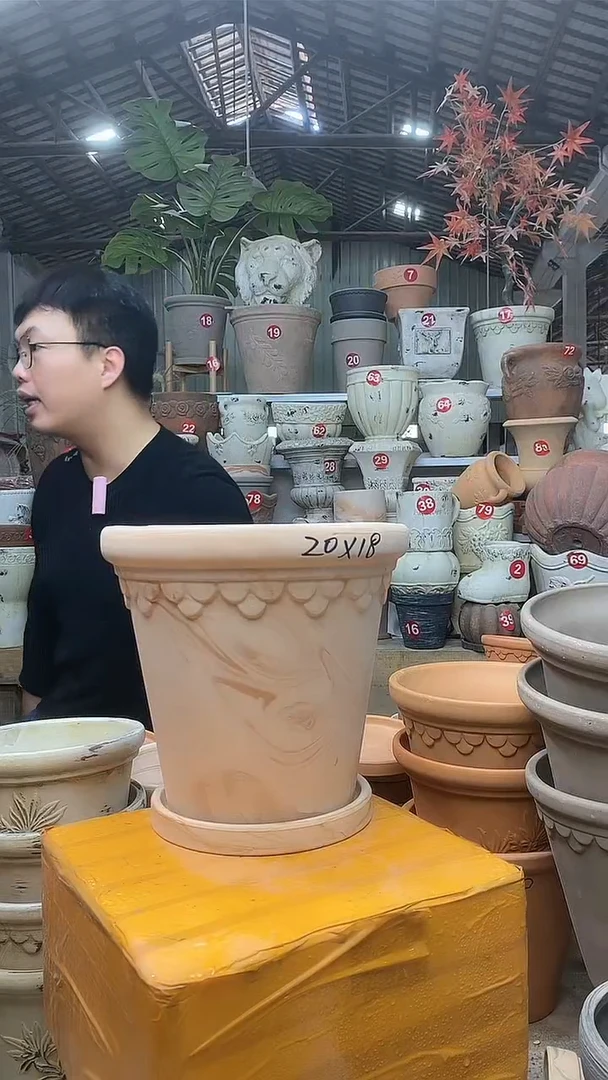 【闪购商品】缸1套20*18（红白）陶玛琪陶巴洛克送托