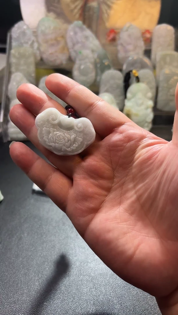 颈饰未镶嵌翡翠1/4 37