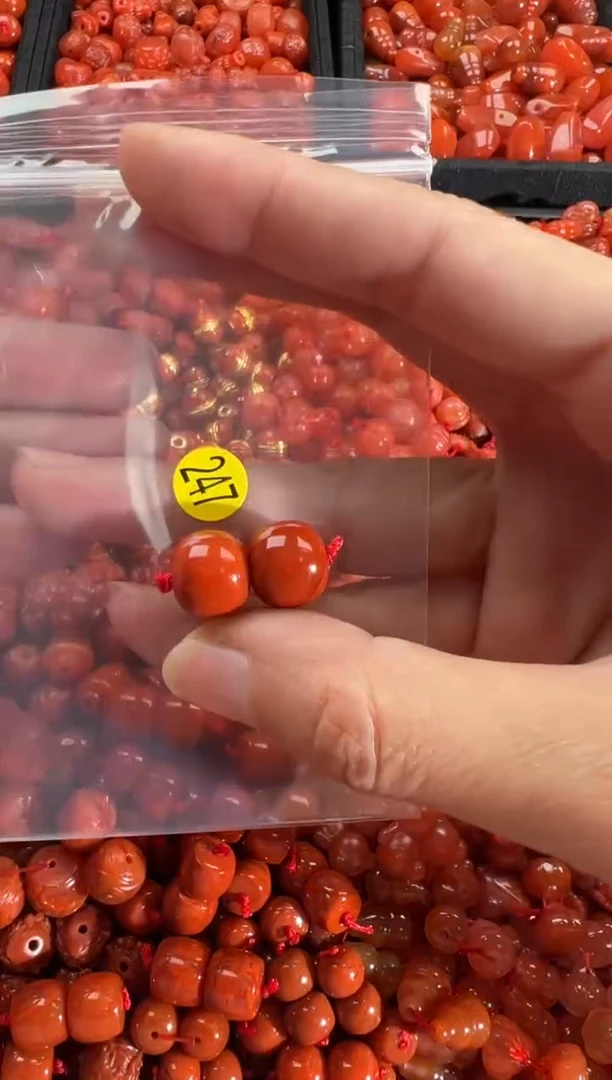 【闪购商品】南红玛瑙颈饰未镶嵌1