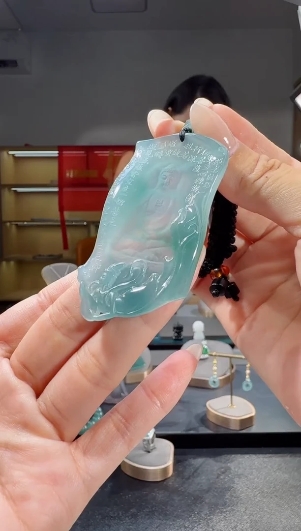 吊坠(不含链)未镶嵌翡翠大日