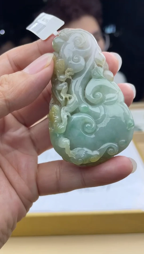 【闪购商品】定制翡翠未镶嵌      5136