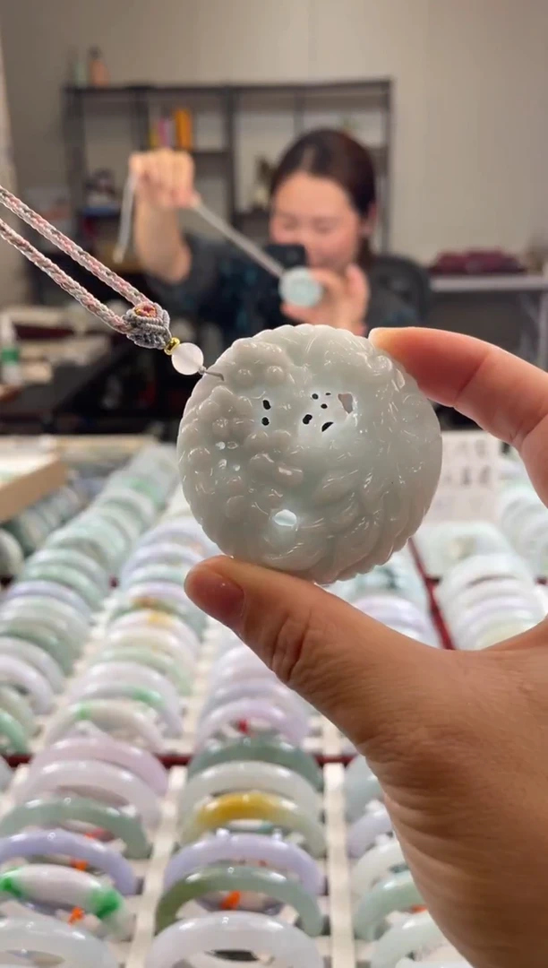 颈饰未镶嵌翡翠影****8多样性发一