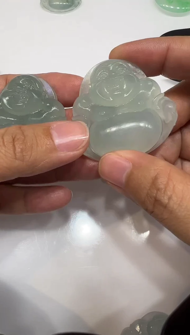 未镶嵌定制翡翠佛公