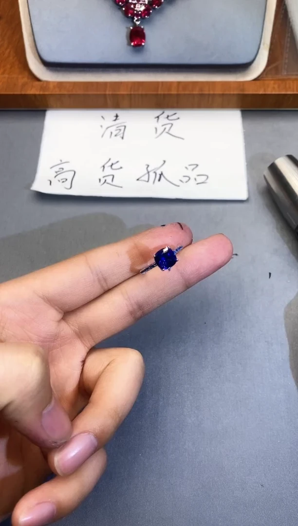【闪购商品】石英质玉珠宝奇石合金2