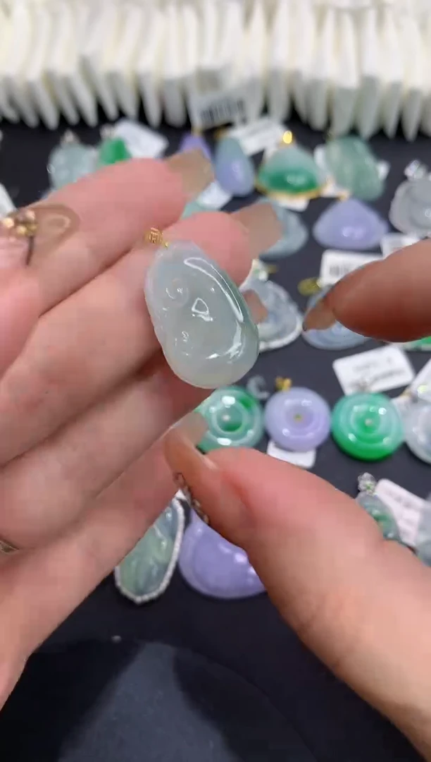 吊坠(不含链)18K金镶嵌翡翠111