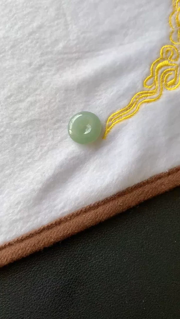 颈饰未镶嵌翡翠3