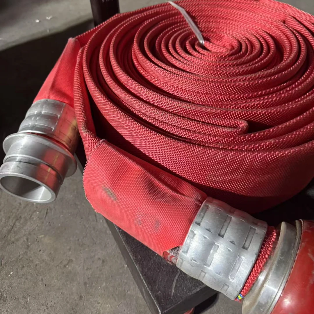 3寸25压19到20米麦田浇灌水带源头厂家涤纶长丝红色带接头发货