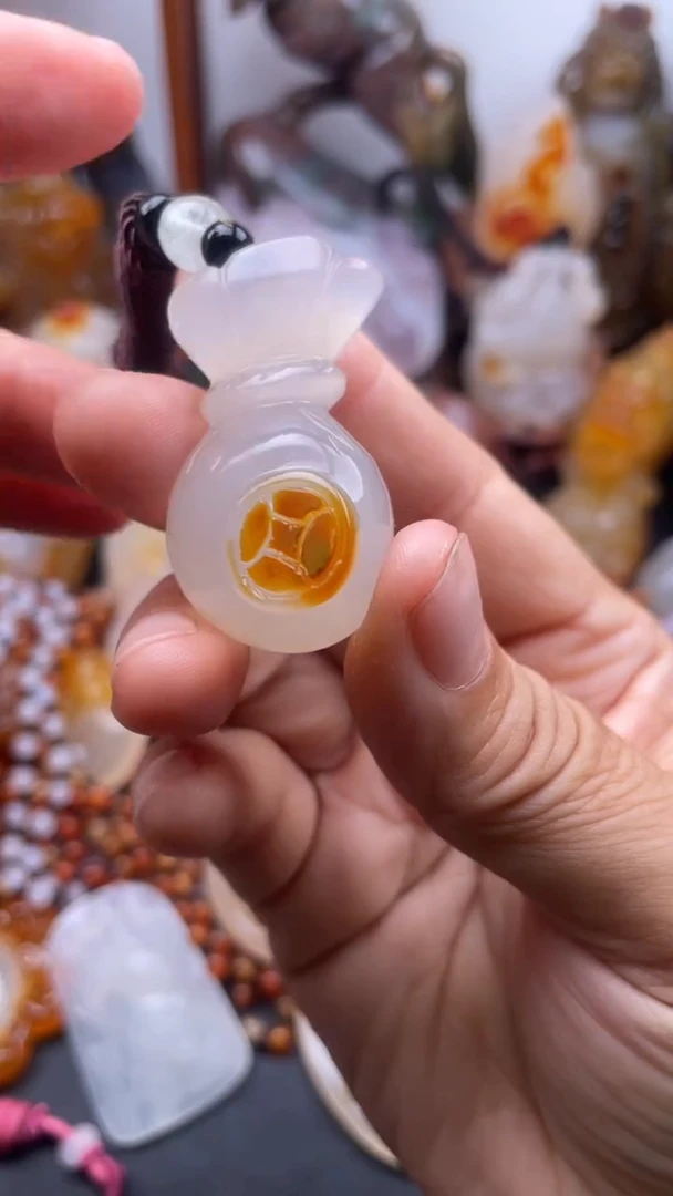 玛瑙/玉髓颈饰未镶嵌止*AA