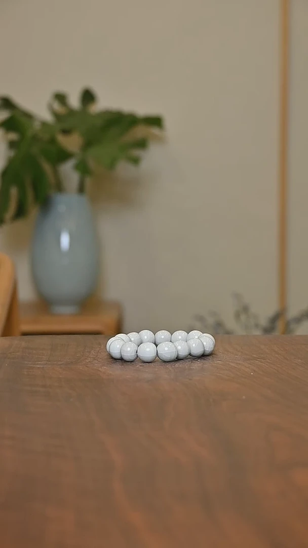 手串 月白釉 微瑕 无款