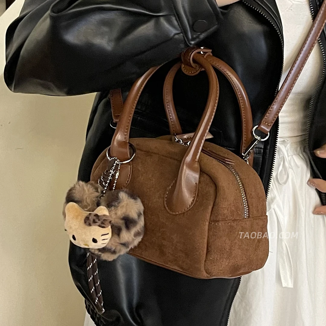 精致超火小众麂皮绒包包女2025秋冬季百搭斜挎包时尚迷你包小拎包