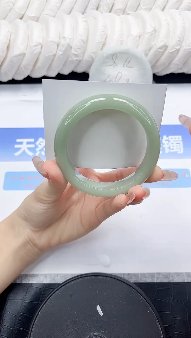 未镶嵌手镯石英质玉58-60.2