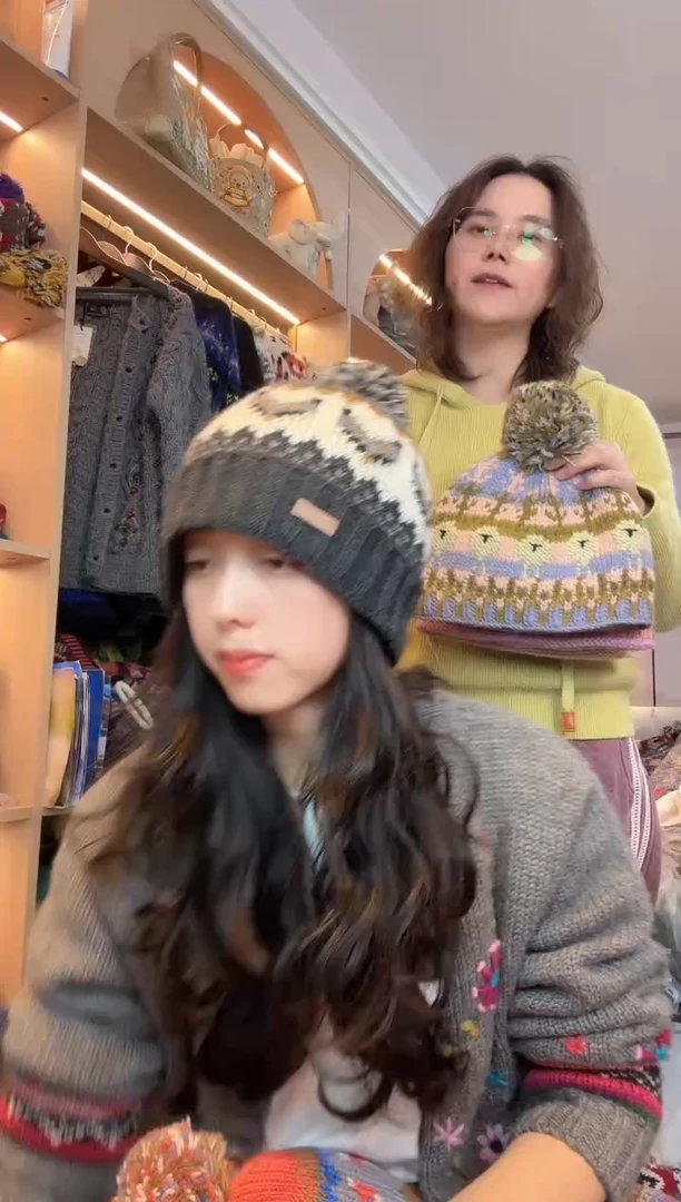 羊毛美利奴深灰色像素狐狸单球帽