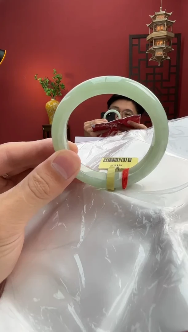 未镶嵌手镯翡翠翡翠手镯1