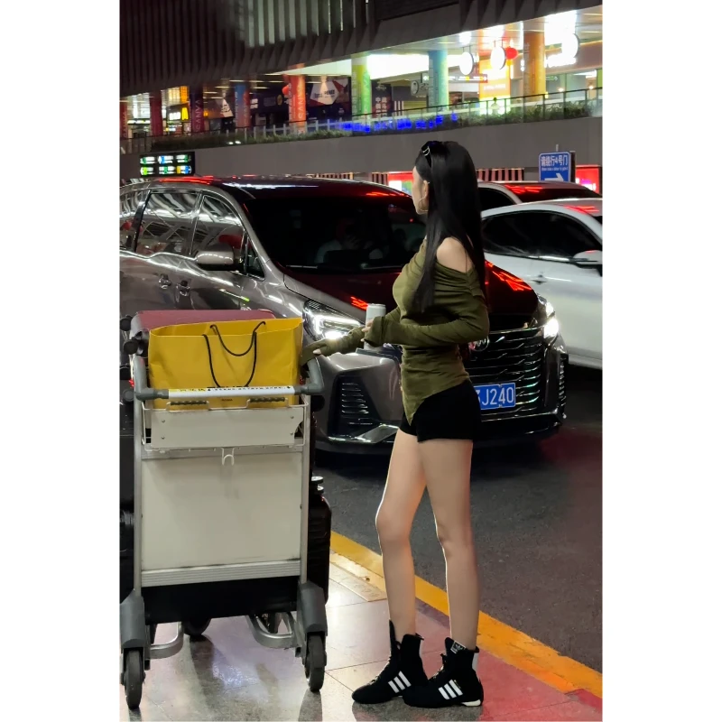 lele 春季新品 一字肩百搭修身显瘦长袖T恤 24100332TX