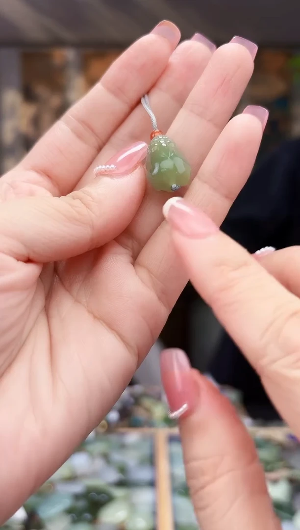 和田玉未镶嵌挂件拍一发一多样性发货