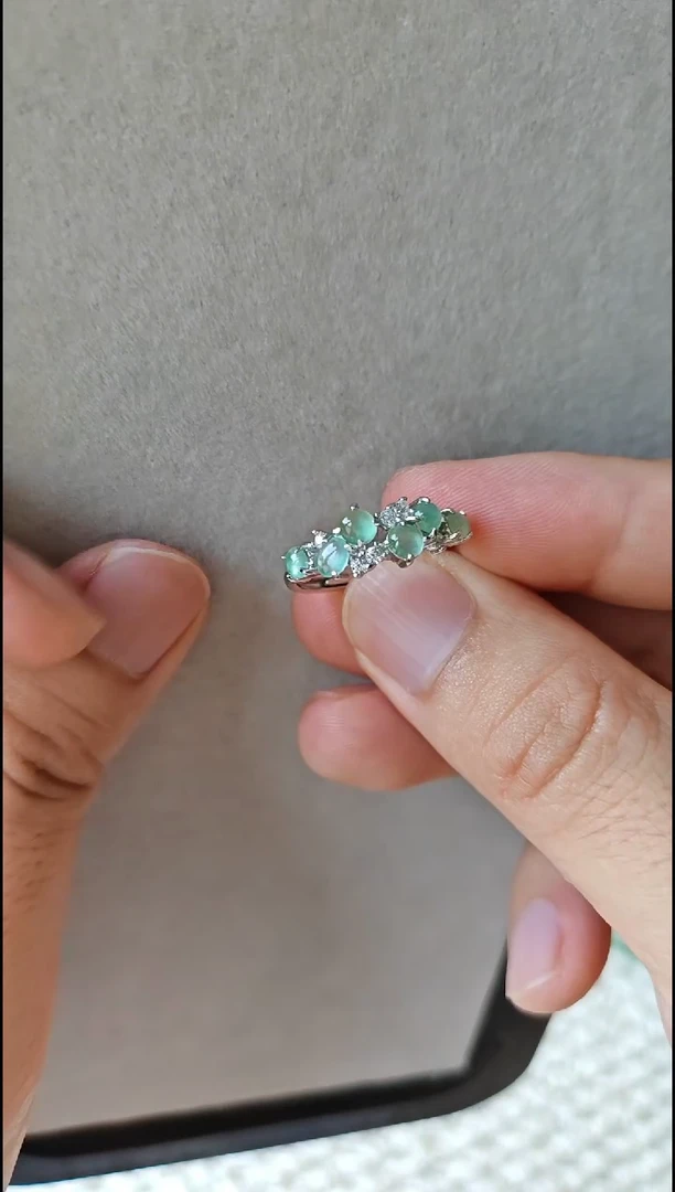 翡翠戒指银S925镶嵌翡翠戒指S925银镶嵌