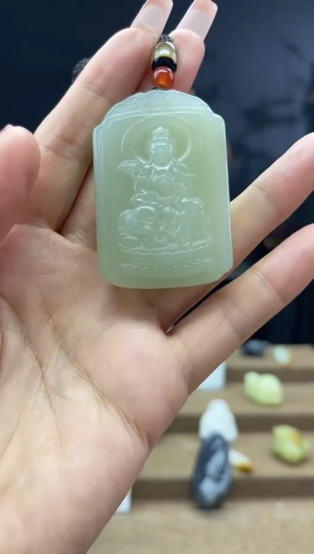颈饰未镶嵌和田玉1