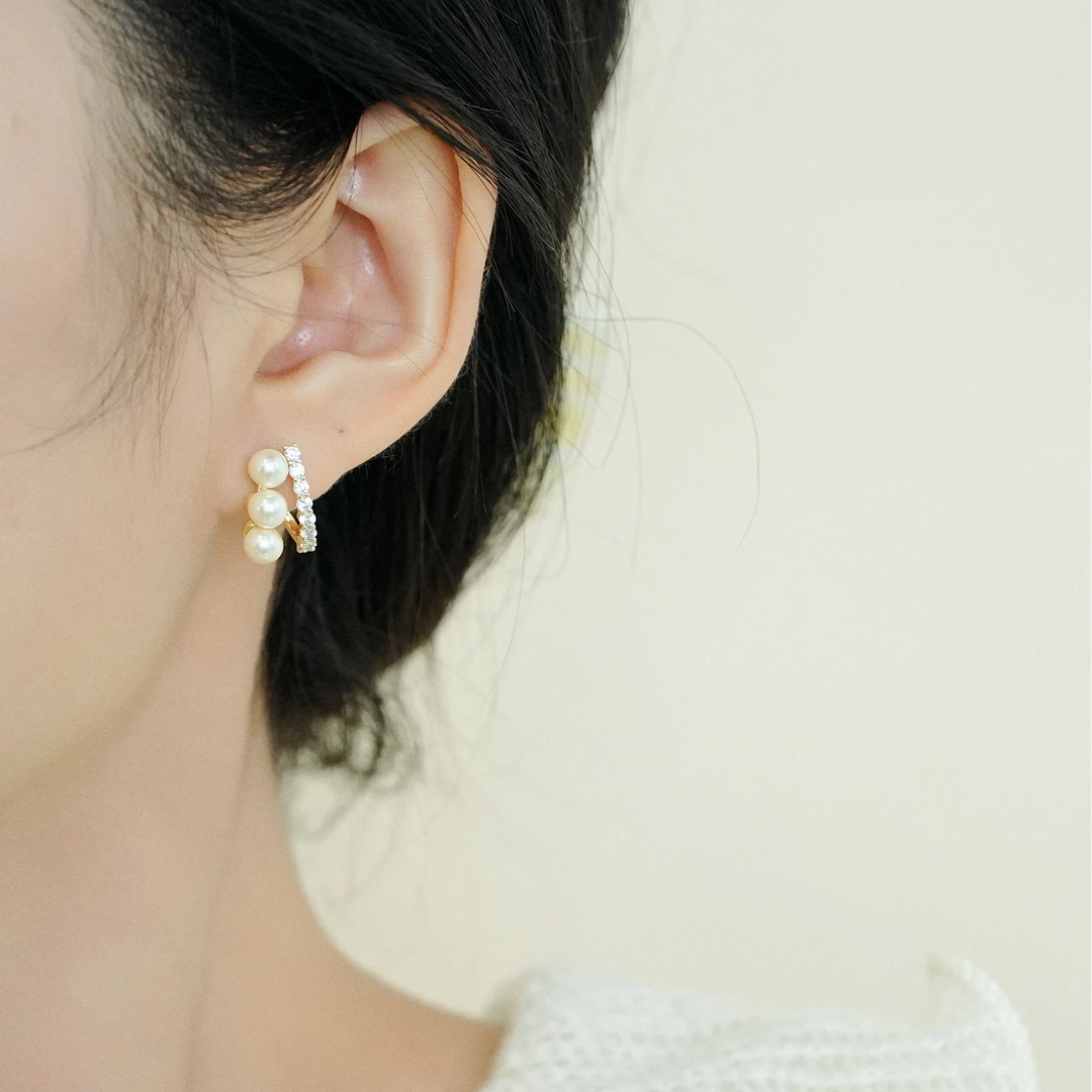 铜合金耳饰 几何双层珠珠锆石耳钉日常通勤简约百搭气质轻奢精致