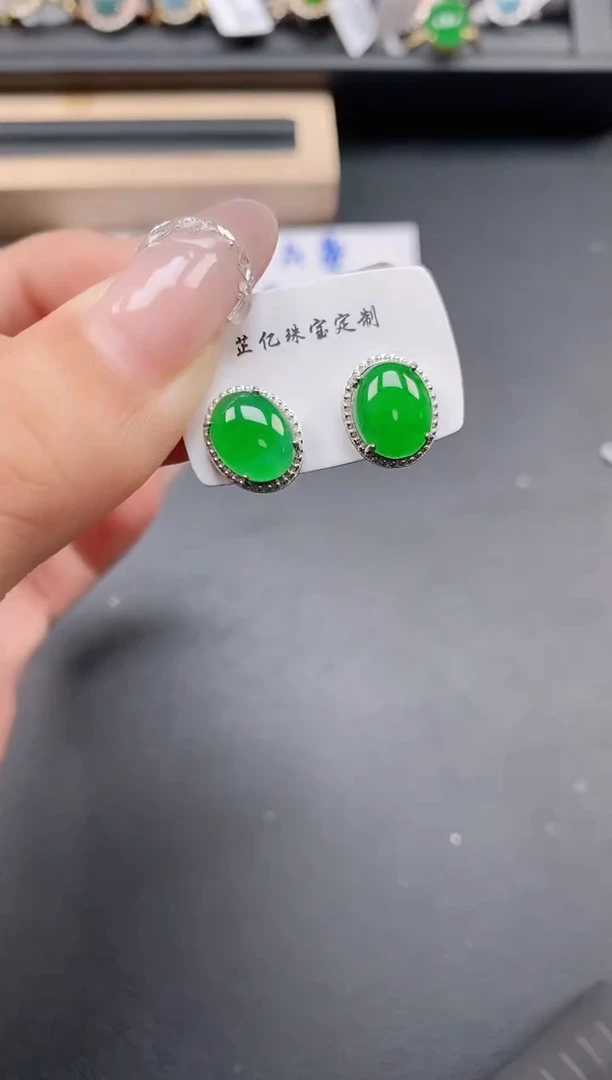 银S925镶嵌戒指翡翠1111