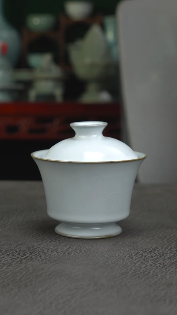 月白釉  卷足马蹄盖碗  大瑕简包-二