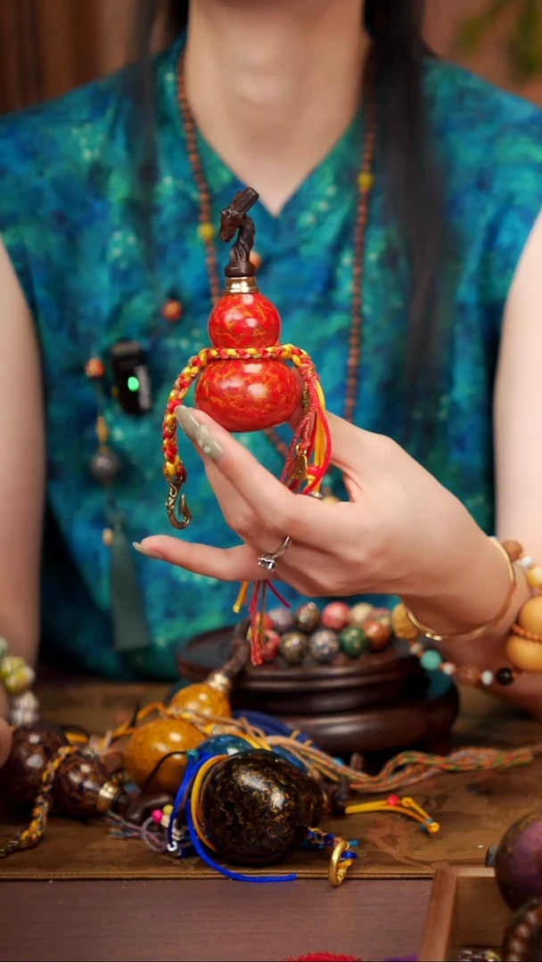 102易林大漆开口小葫芦----328