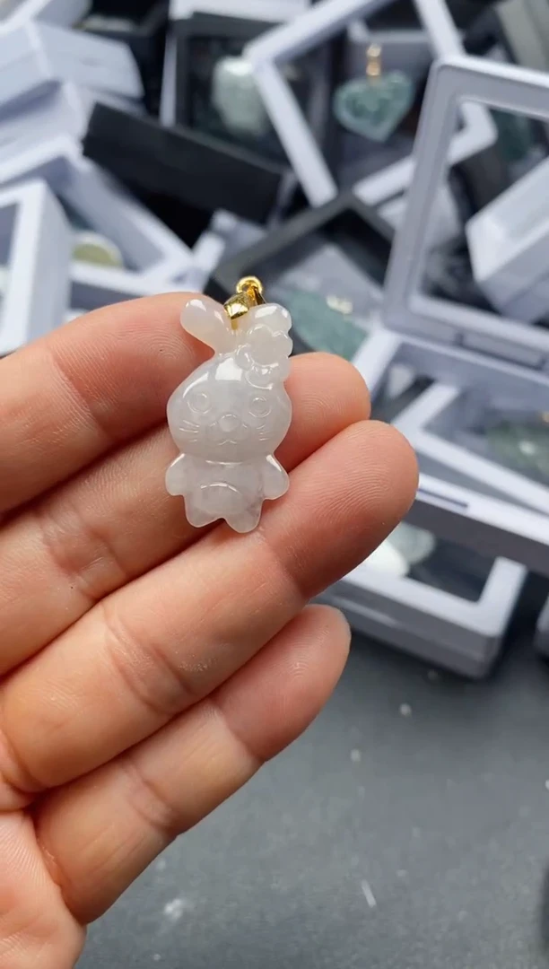 翡翠未镶嵌吊坠(不含链)2650