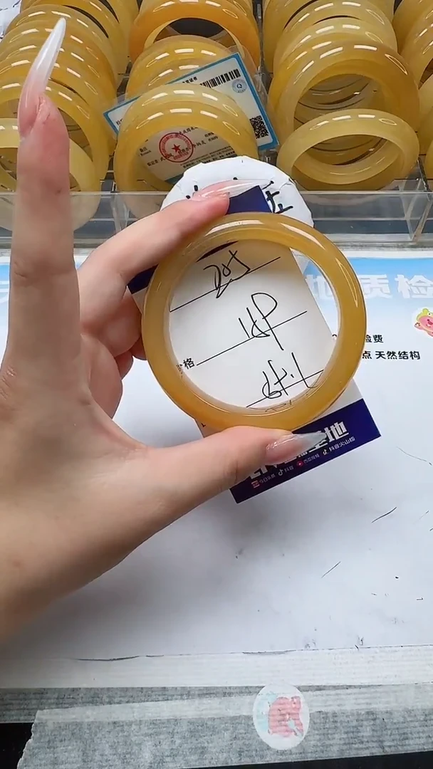 未镶嵌手镯石英质玉205
