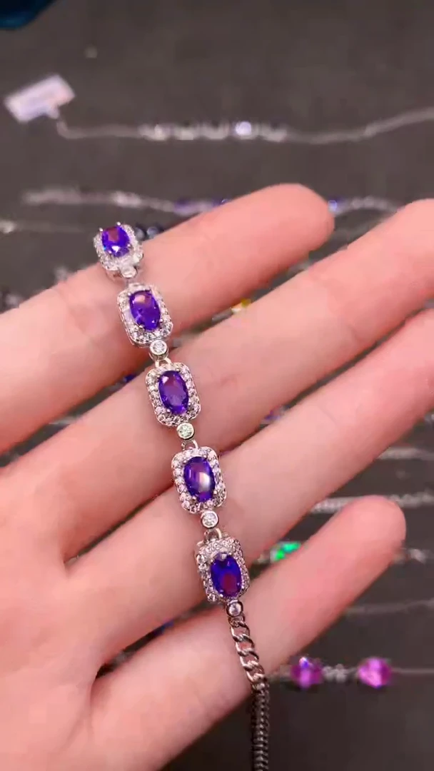 【闪购商品】彩色蓝宝石手链银S925镶嵌........