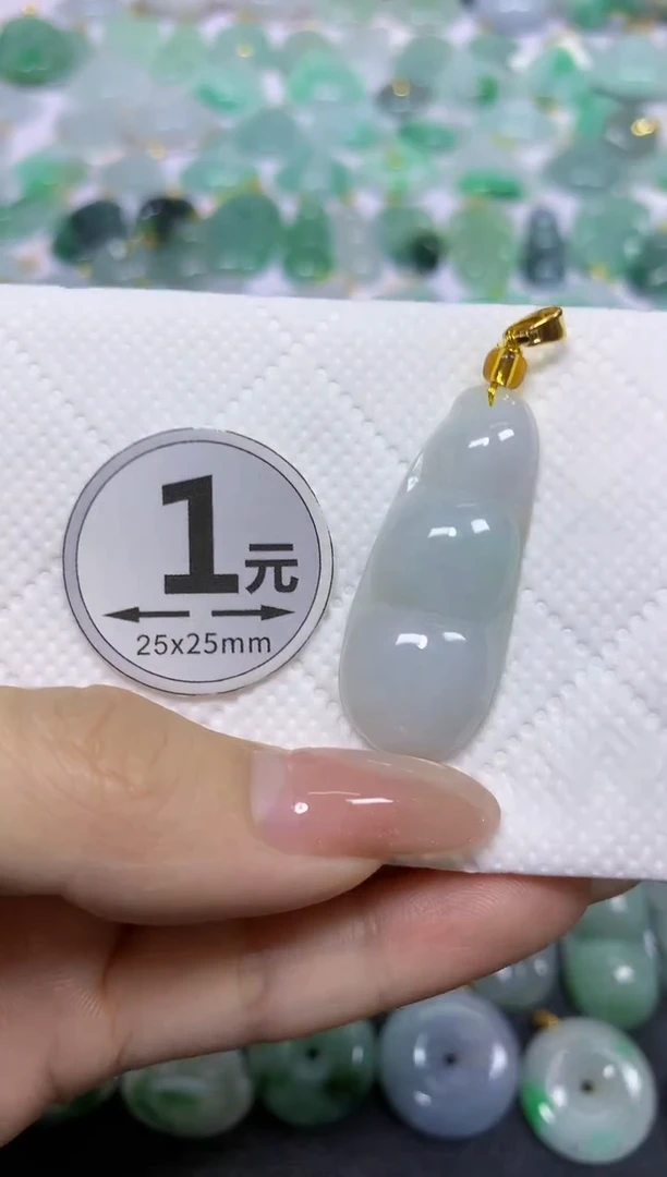 颈饰未镶嵌翡翠天然翡翠A货