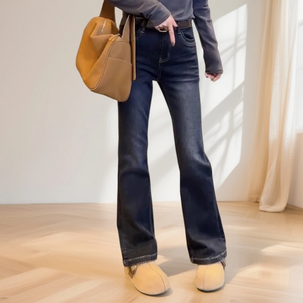 时尚大码女装牛仔马蹄裤子2025年秋季新款高腰显瘦百搭直筒微喇裤