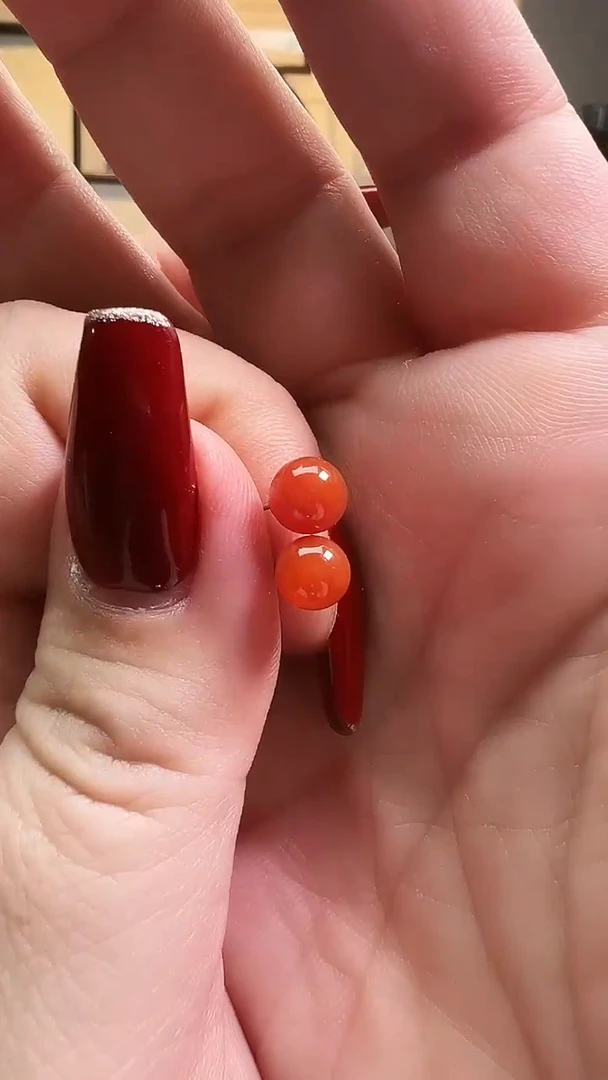 银S925镶嵌南红玛瑙耳饰6mm左右圆珠耳钉