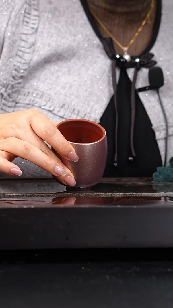 茶壶紫砂红皮龙贝壳烧带把杯160cc