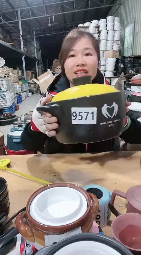 【闪购商品】9571瑕疵打磨黑锅带盖，，