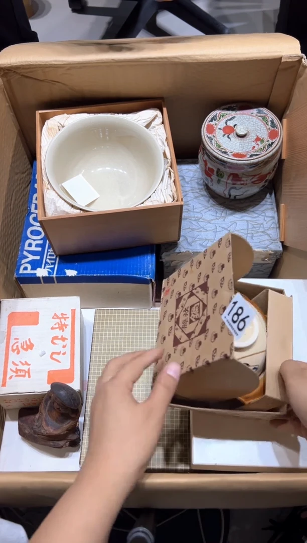 瓷片斯**斯186...........